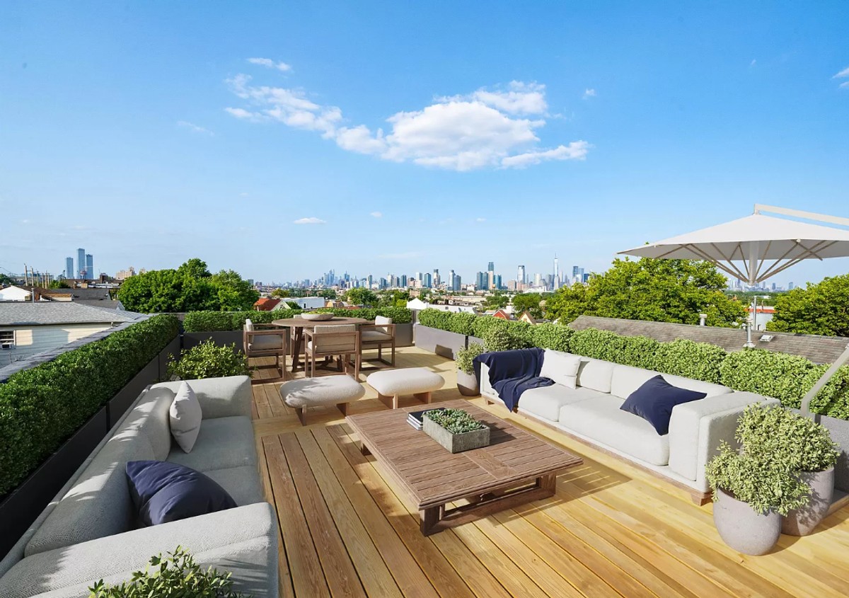 30 Wilkinson Avenue — additional view